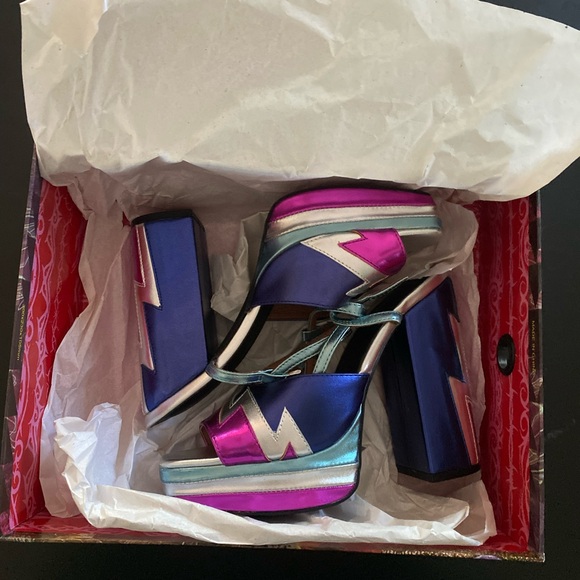 Jeffrey Campbell Electric-2 Platform Heels! - Picture 2 of 4